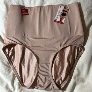 Firm control shaping briefs skinny girl